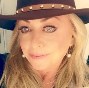 Meet your Posher, Kathy